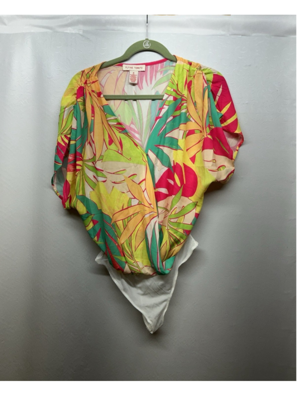 Flying tomato Bodysuit size M
